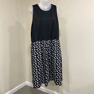 NWOT Hutch black dress with white lips.  Size 3X 26/28 plus